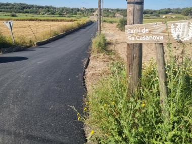 Camí esfaltat